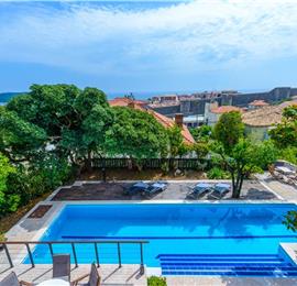 4 Bedroom Villa with Pool in Dubrovnik City, sleeps 8